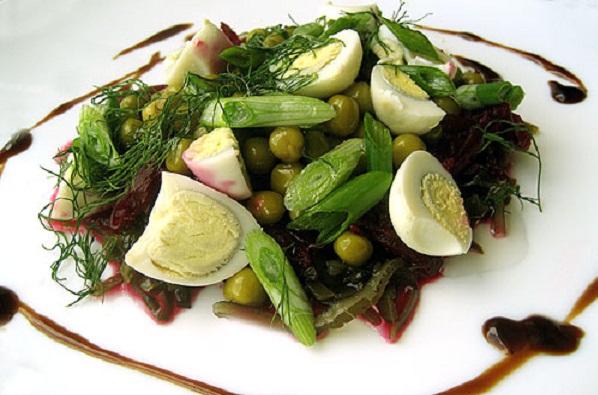 Рецепты салатов с морской капустой, Рецепты салатов с ламинарией, салаты с морской капустой, морская капуста, 