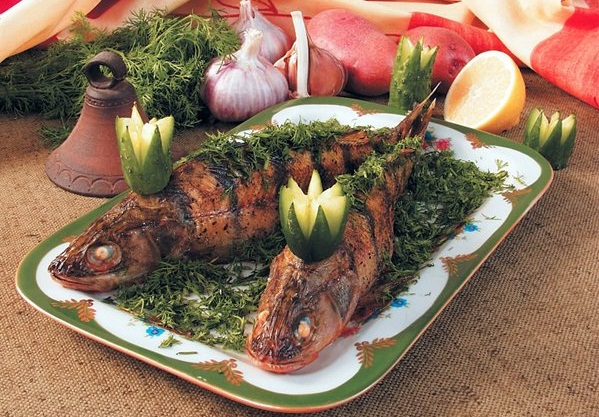 Ешь и худей! Валентина Рубцова: Греческий салат, запеченная рыба и десерт. Онлайн