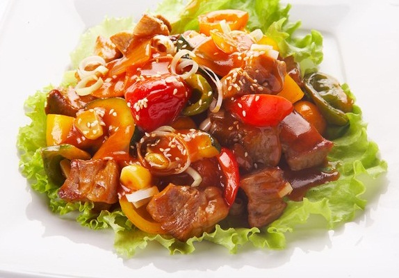 Ешь и худей! Жанна Эппле: свинина с овощами и имбирем, суп из пекинской капусты, фрукты в карамели. Онлайн