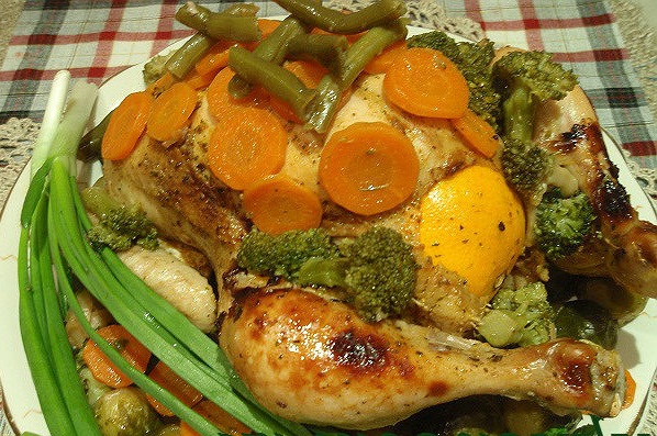 Ешь и худей! Нонна Хидирян: суп из свеклы, курица с овощами. Онлайн